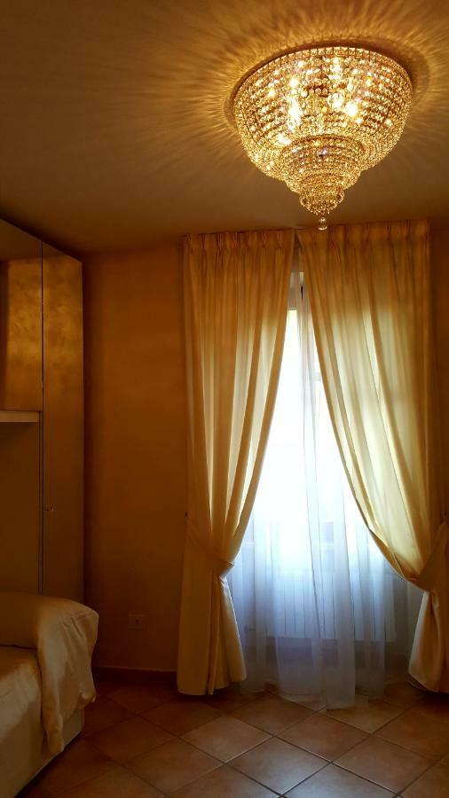 Ivana Sweet House Desenzano del Garda Exterior foto